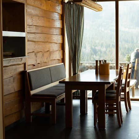Hotel Kristian Kubova Huť Esterno foto